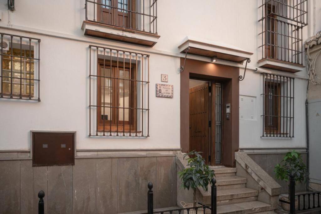 Suites Jardines De La Alhambra غرناطة المظهر الخارجي الصورة